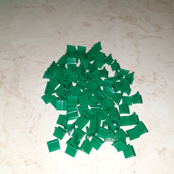 Castle Risk Vintage Game Replacement Pieces GREEN - Picture 3 of 6